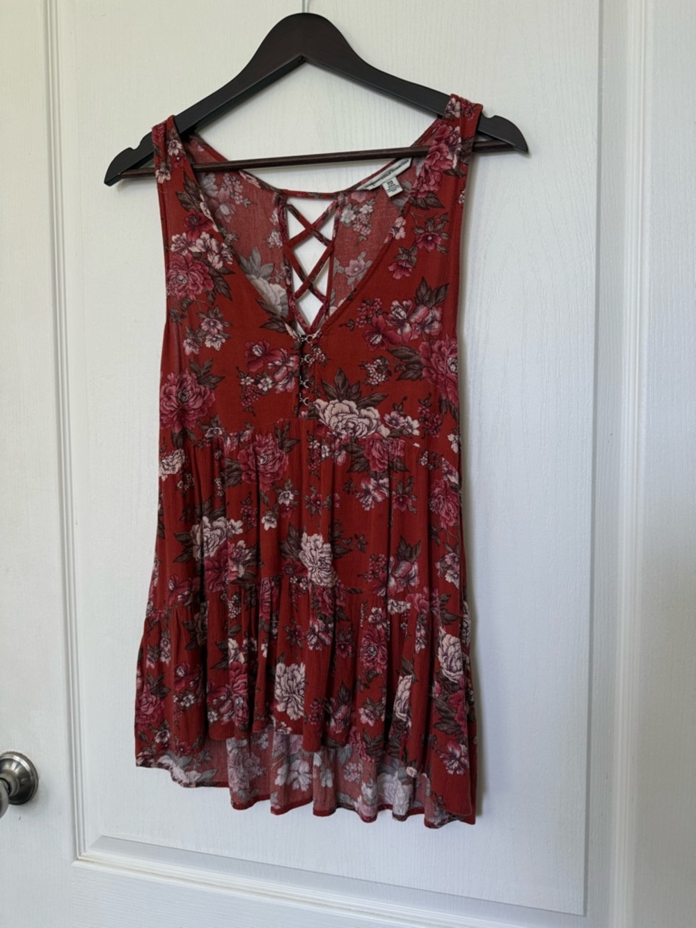 AE Rust Floral Lace-Up Top